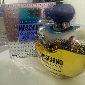 Moschino Toujours Glamour